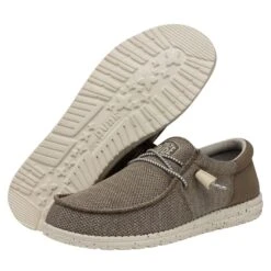 Wally Tri - Beige -Heydude Store 40037 205 WALLYTRI BEIGE PAIRBOTTOM